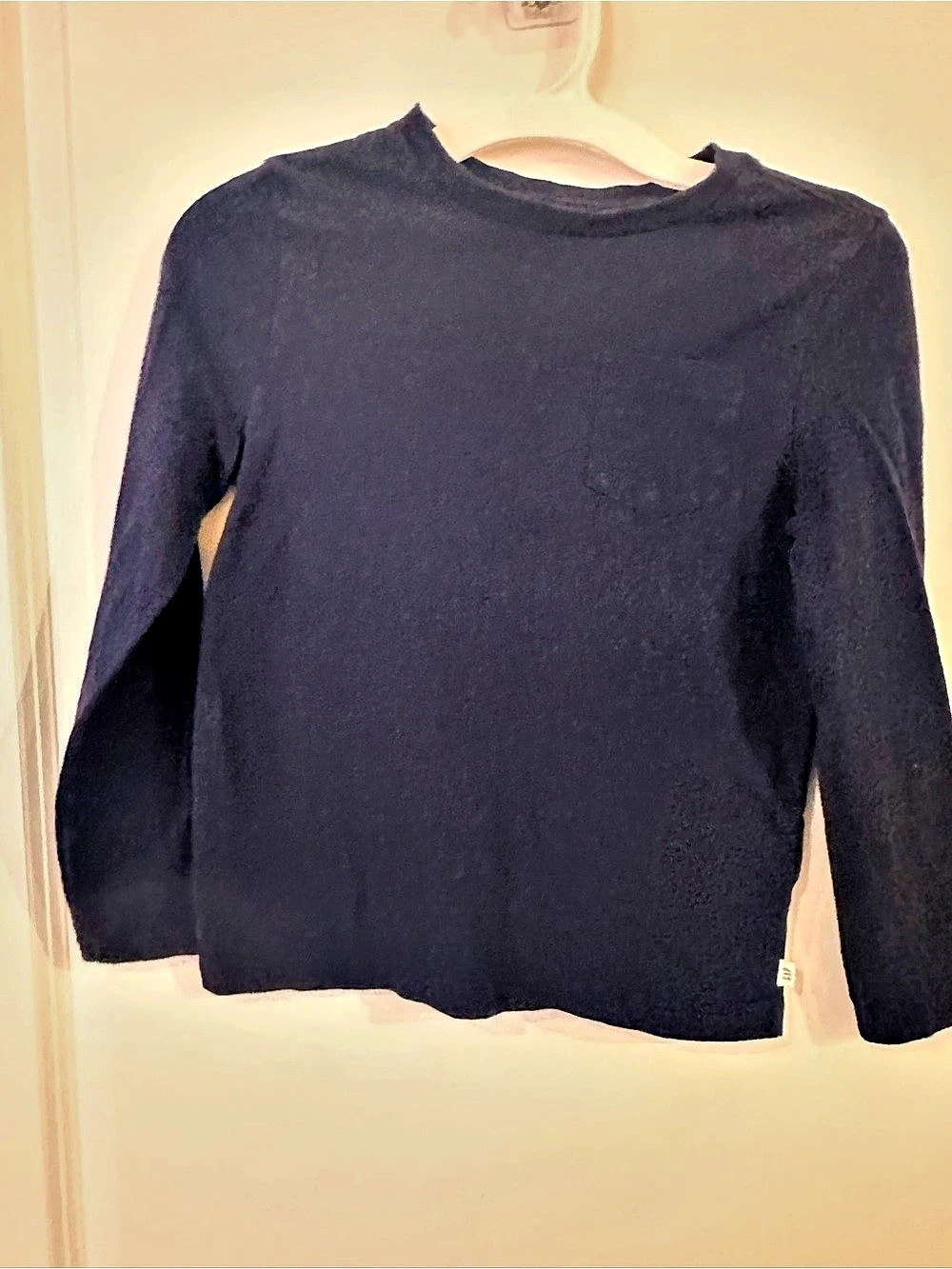 GAP Long Sleeve Tee in Black Size Small